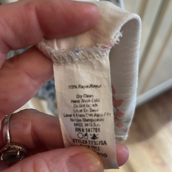 Shawl/shrug - Picture 4 of 6